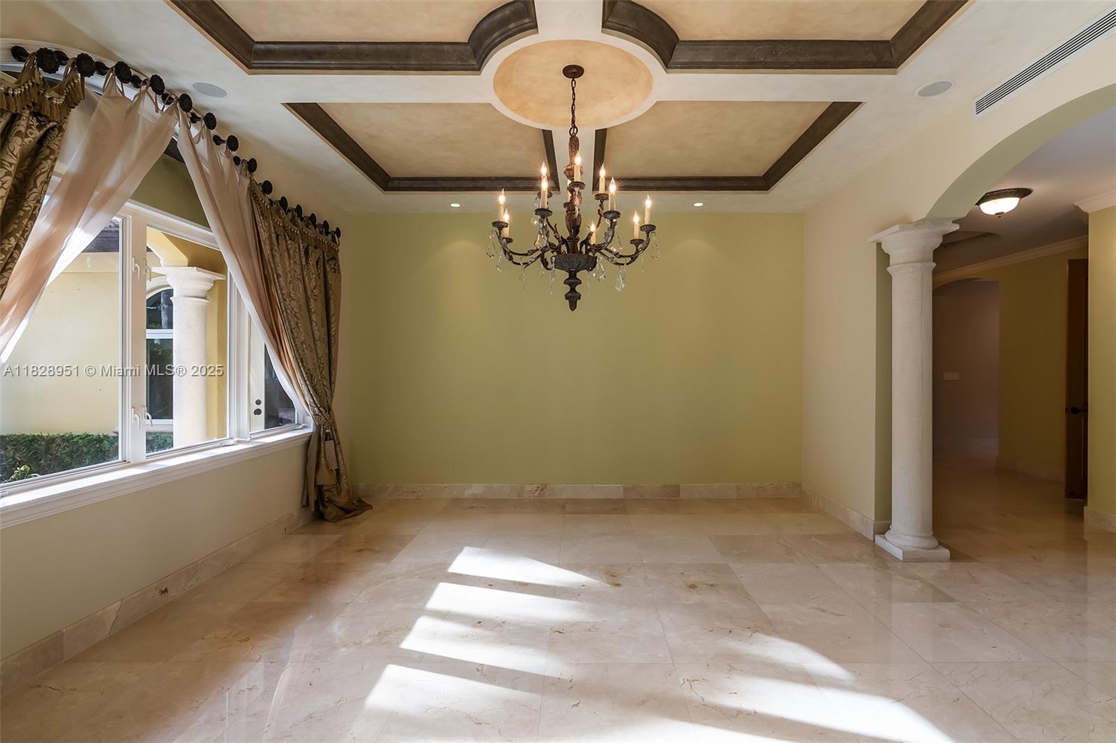 10851 SW 63rd Ave Pinecrest, FL 33156