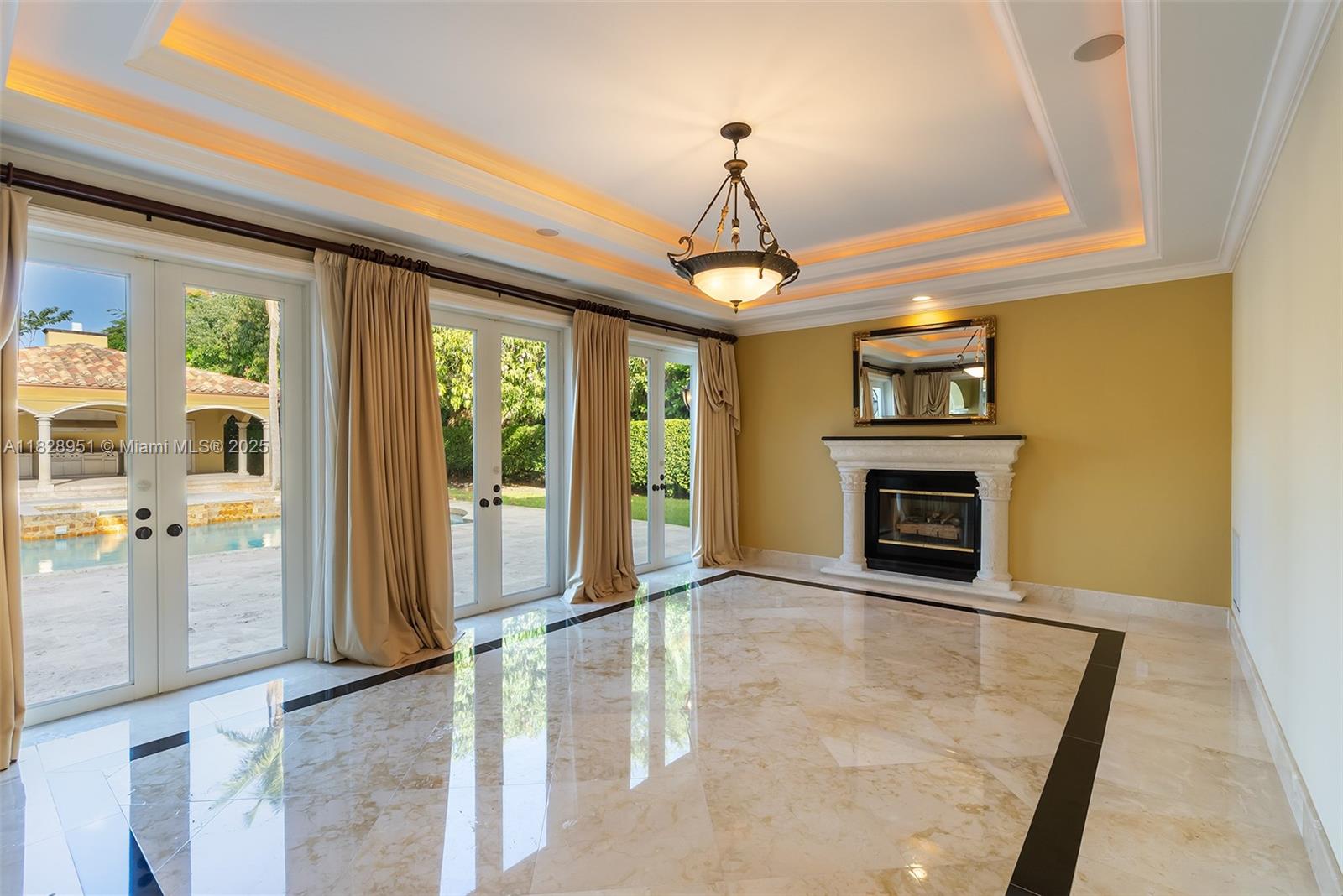 10851 SW 63rd Ave Pinecrest, FL 33156