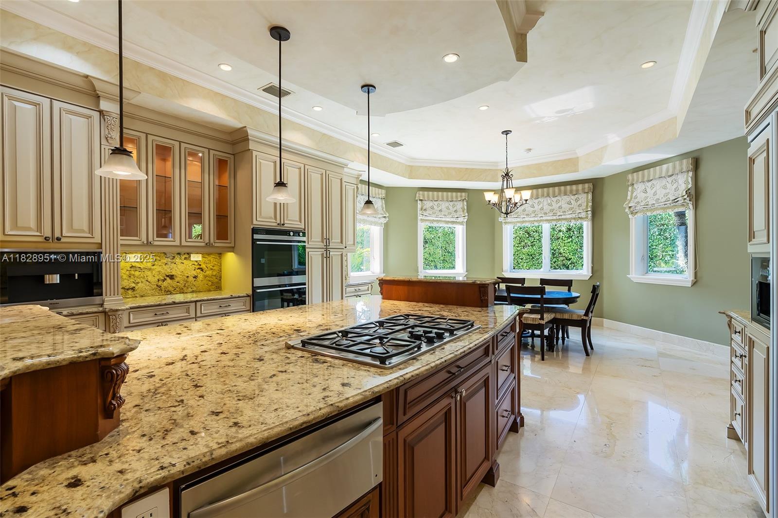 10851 SW 63rd Ave Pinecrest, FL 33156