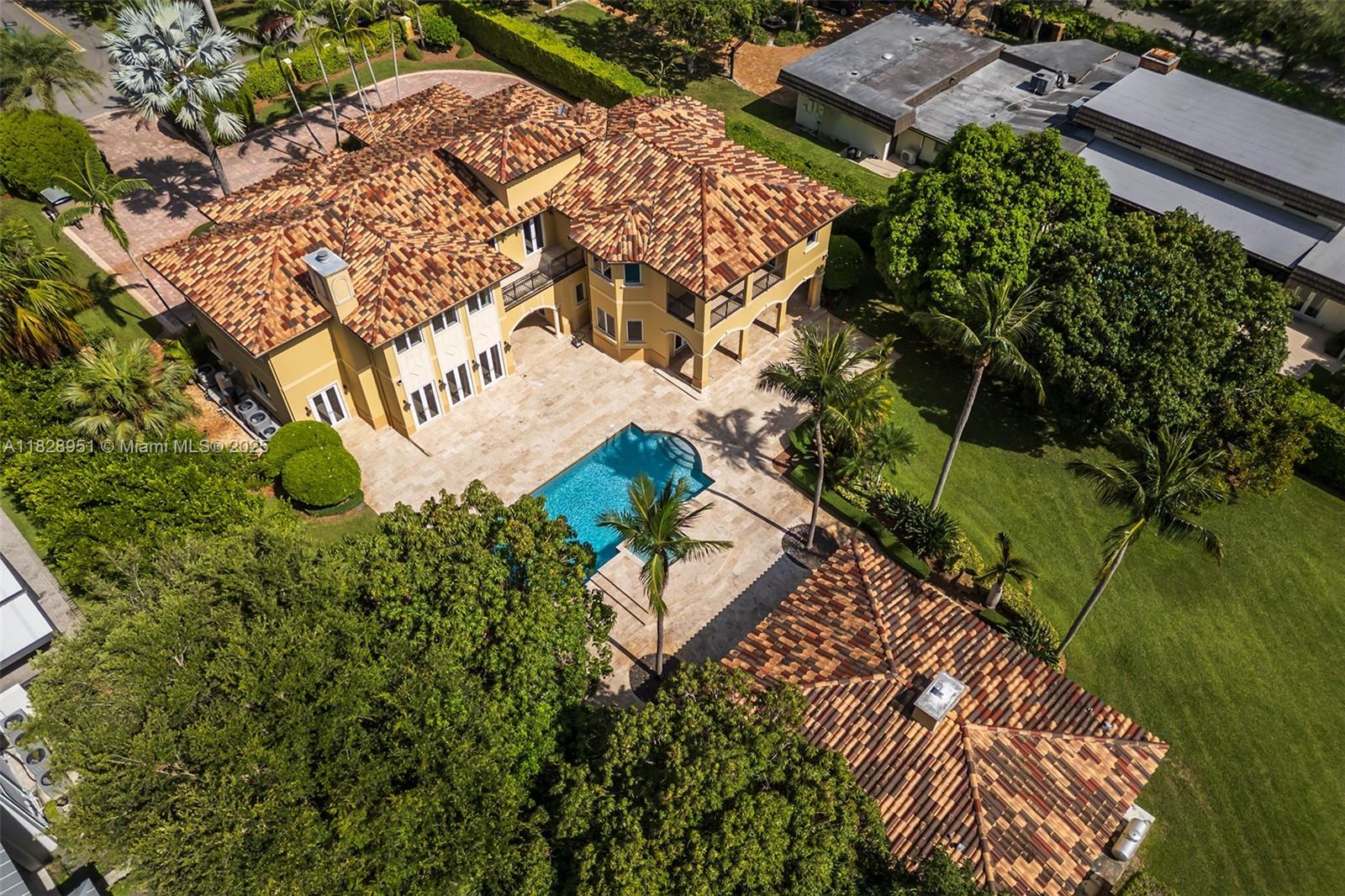 10851 SW 63rd Ave Pinecrest, FL 33156