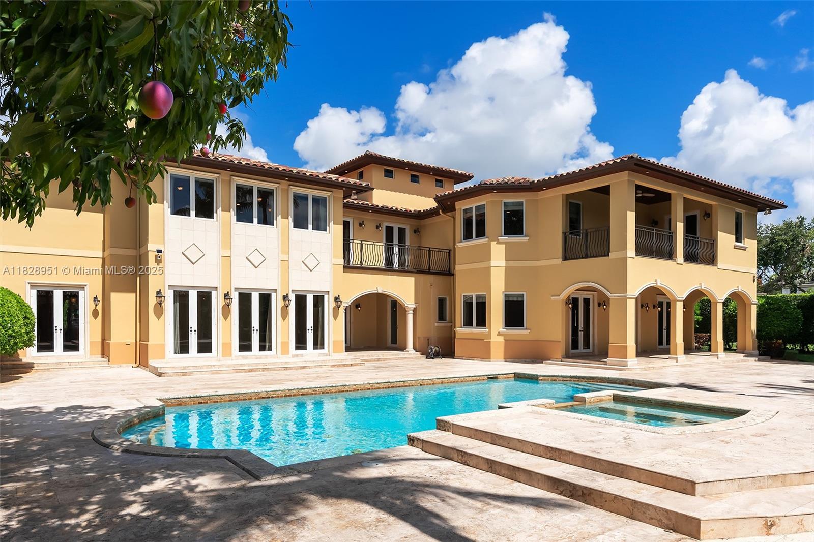 10851 SW 63rd Ave Pinecrest, FL 33156