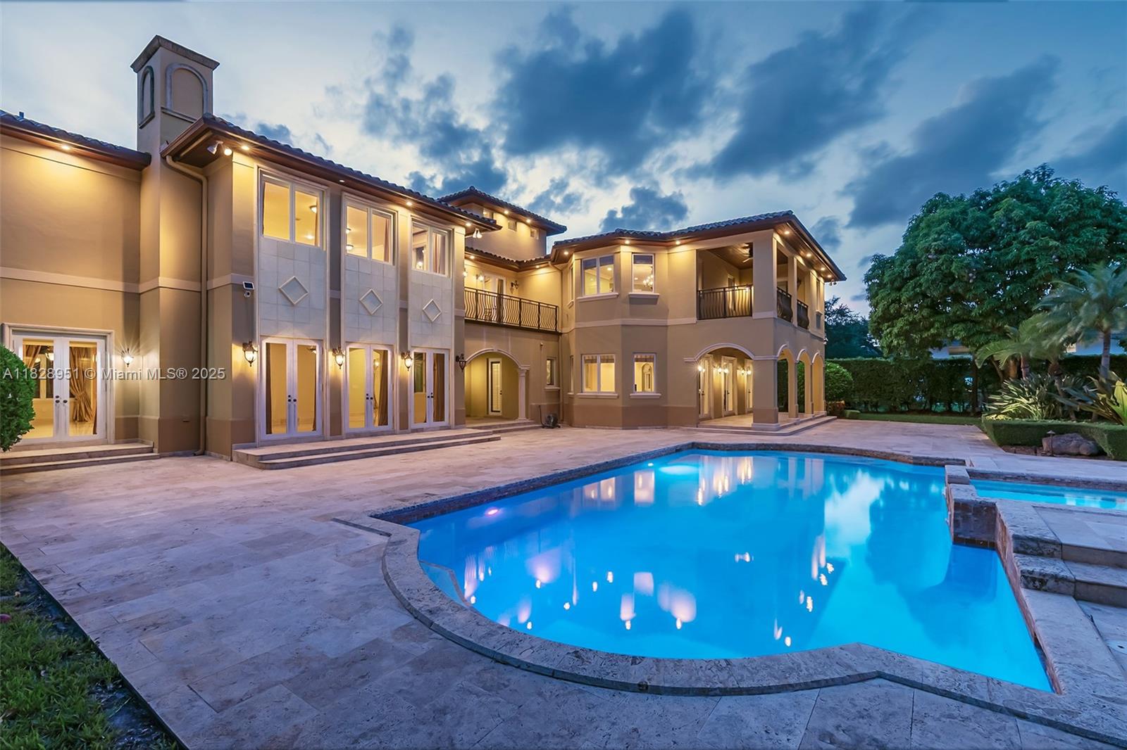 10851 SW 63rd Ave Pinecrest, FL 33156