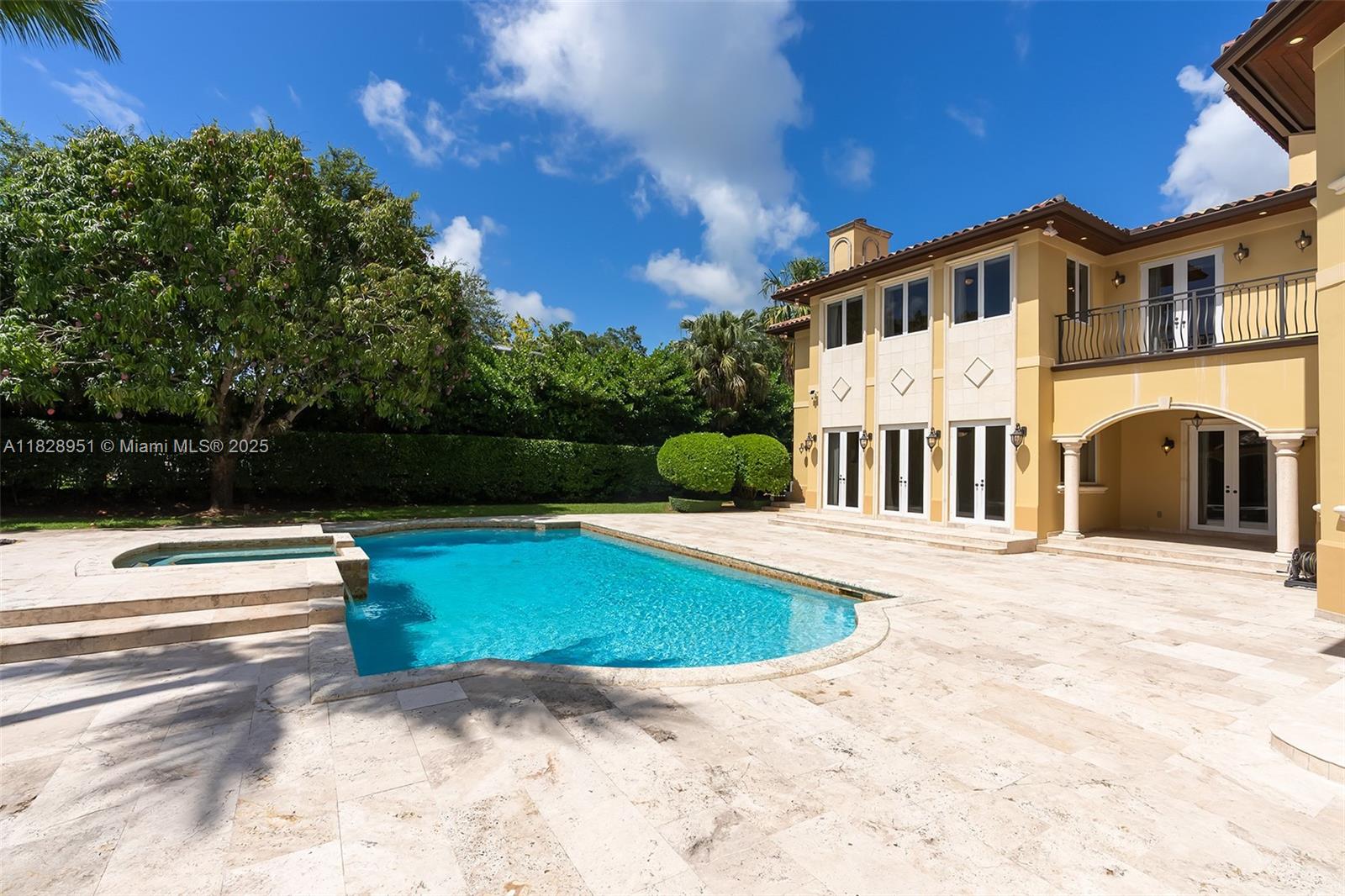 10851 SW 63rd Ave Pinecrest, FL 33156