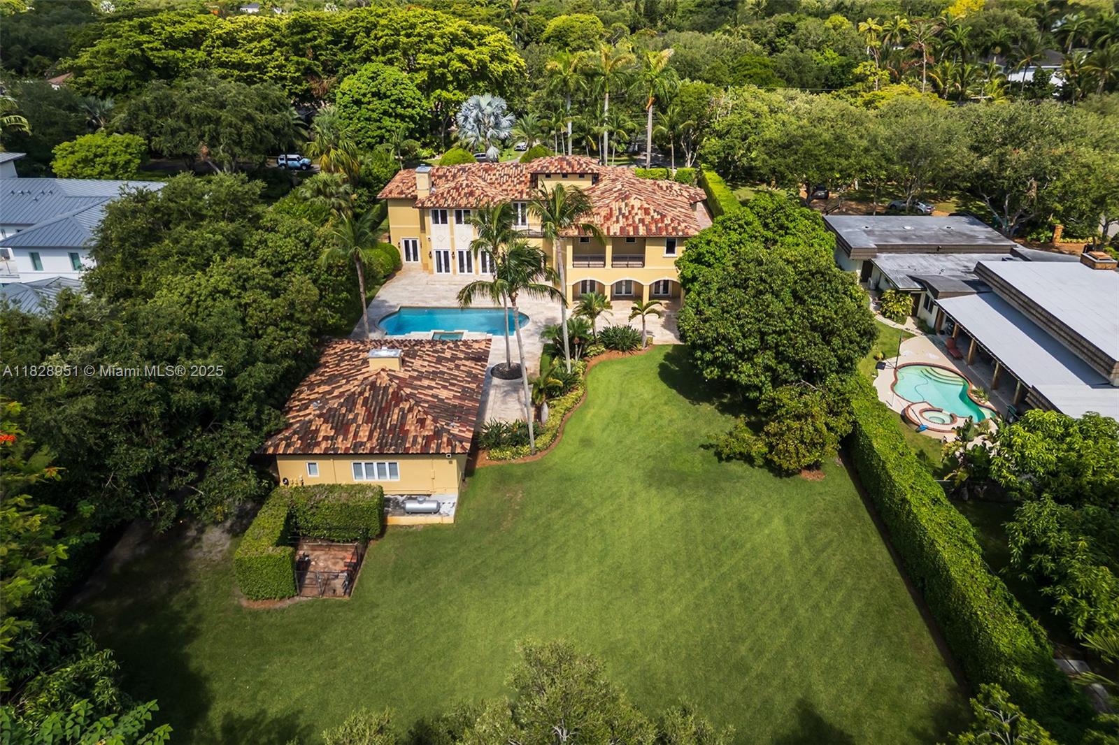 10851 SW 63rd Ave Pinecrest, FL 33156