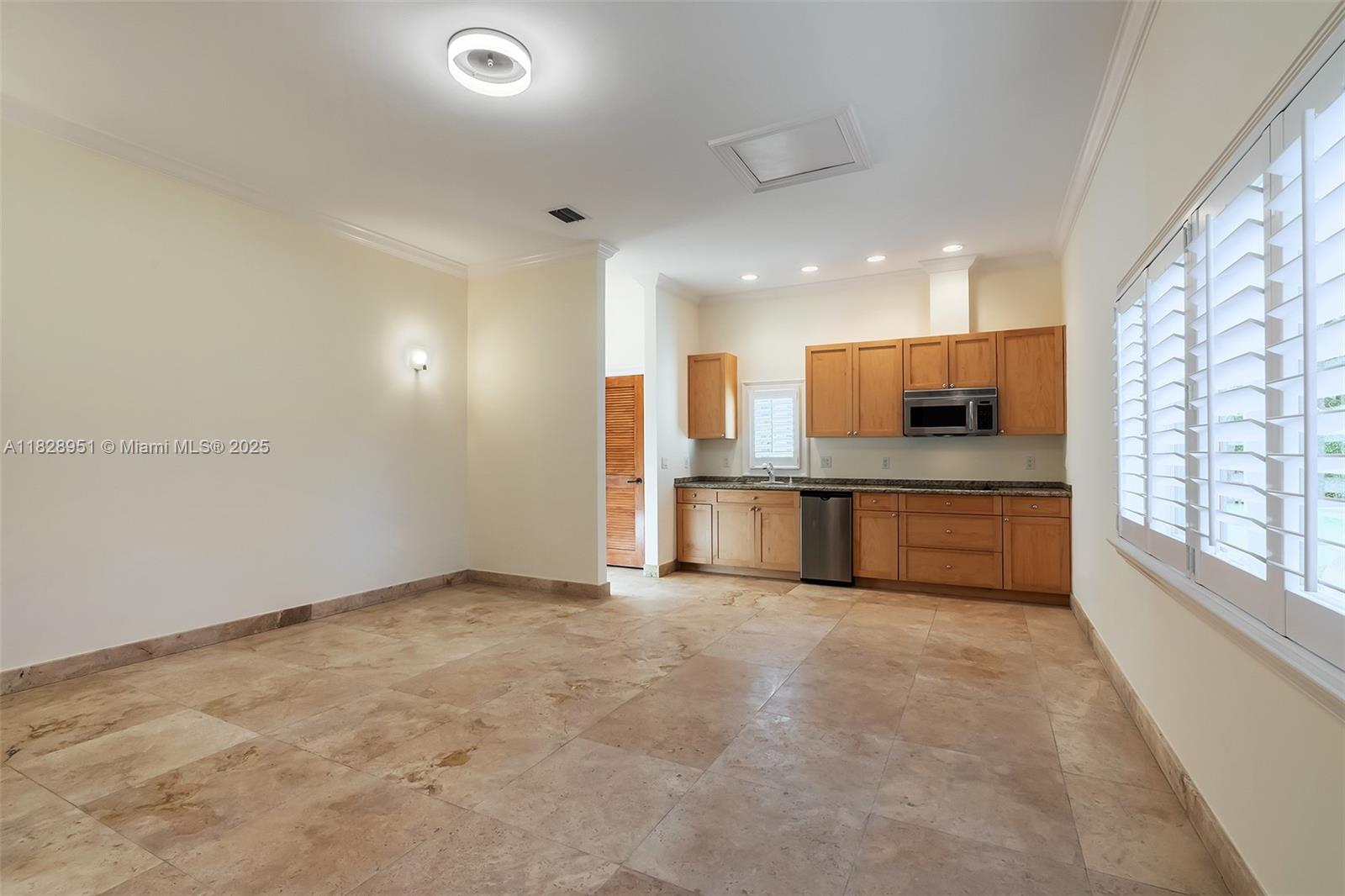 10851 SW 63rd Ave Pinecrest, FL 33156