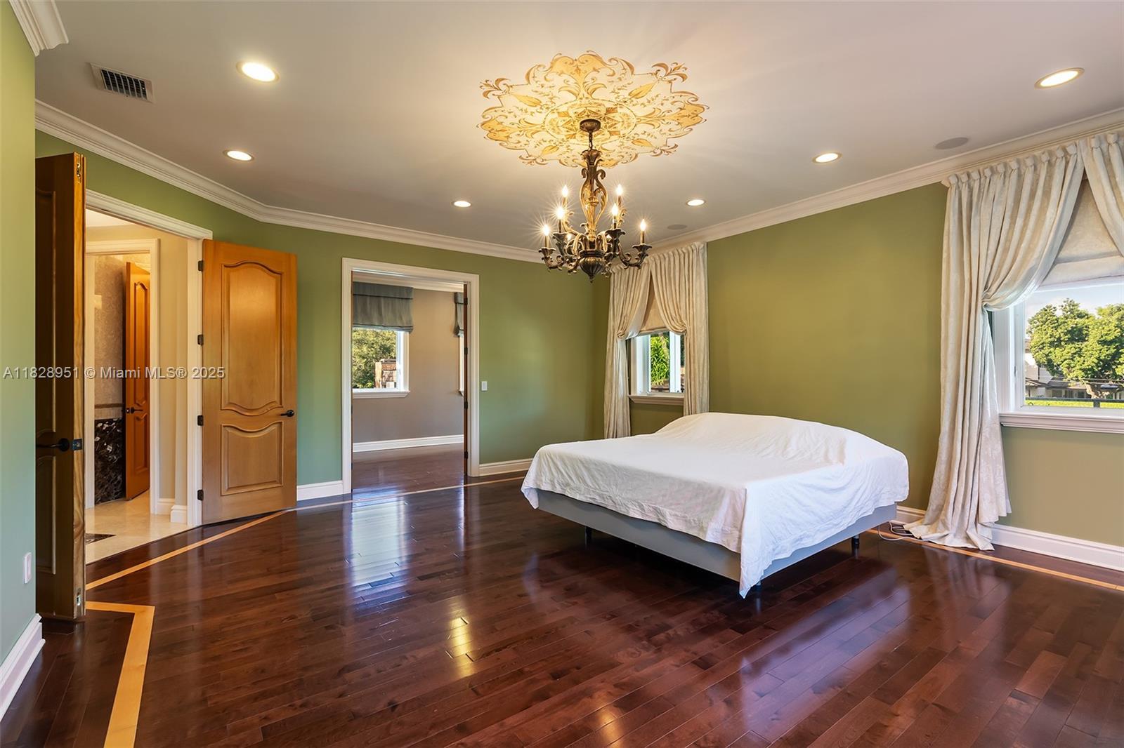 10851 SW 63rd Ave Pinecrest, FL 33156