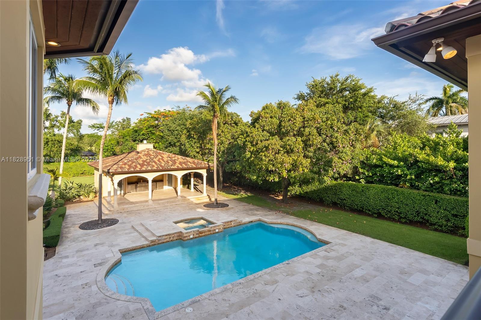 10851 SW 63rd Ave Pinecrest, FL 33156