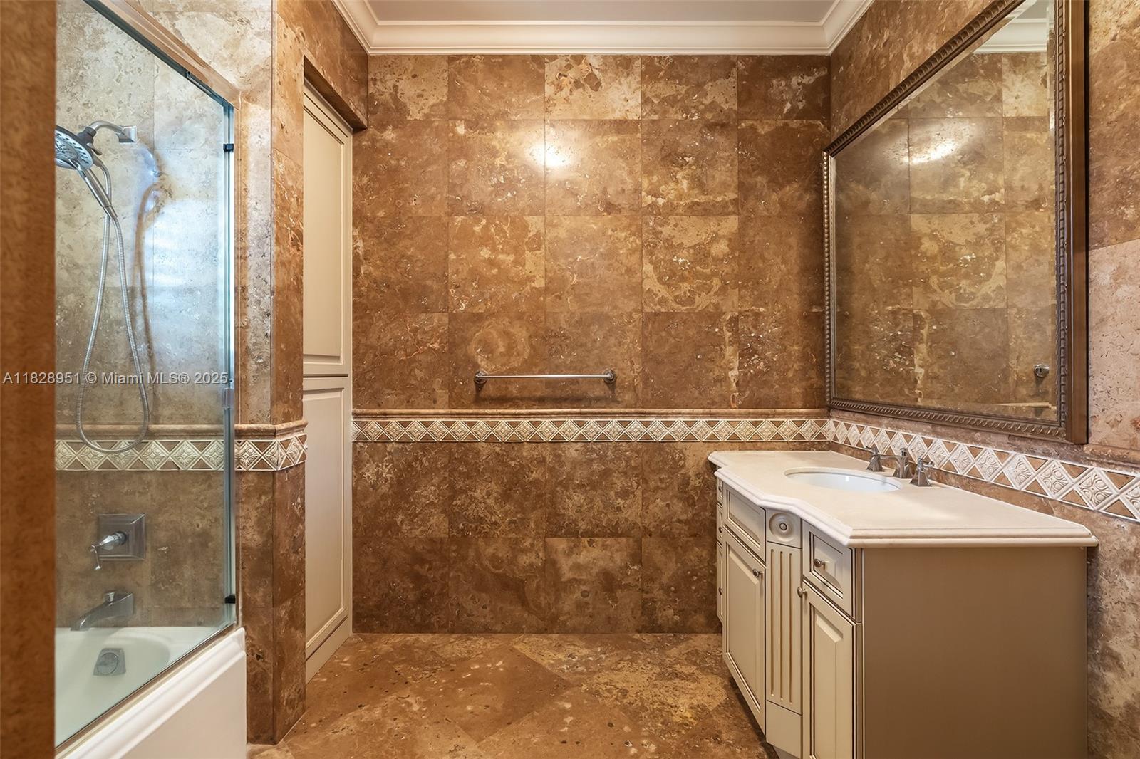 10851 SW 63rd Ave Pinecrest, FL 33156