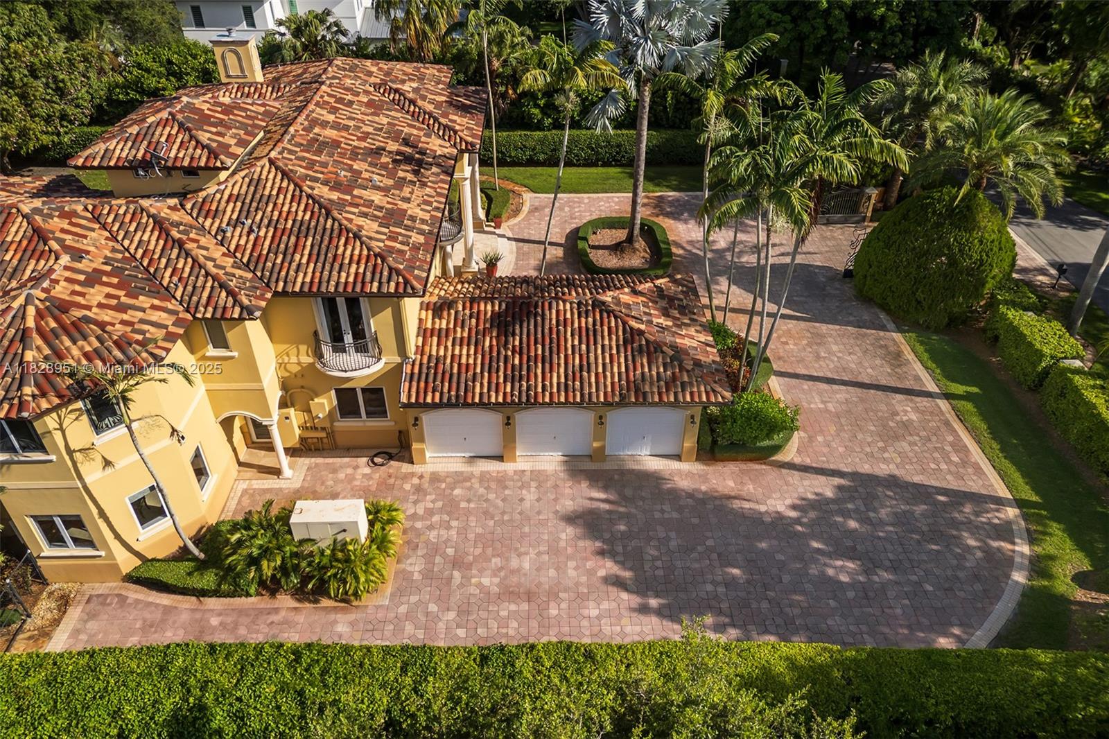 10851 SW 63rd Ave Pinecrest, FL 33156