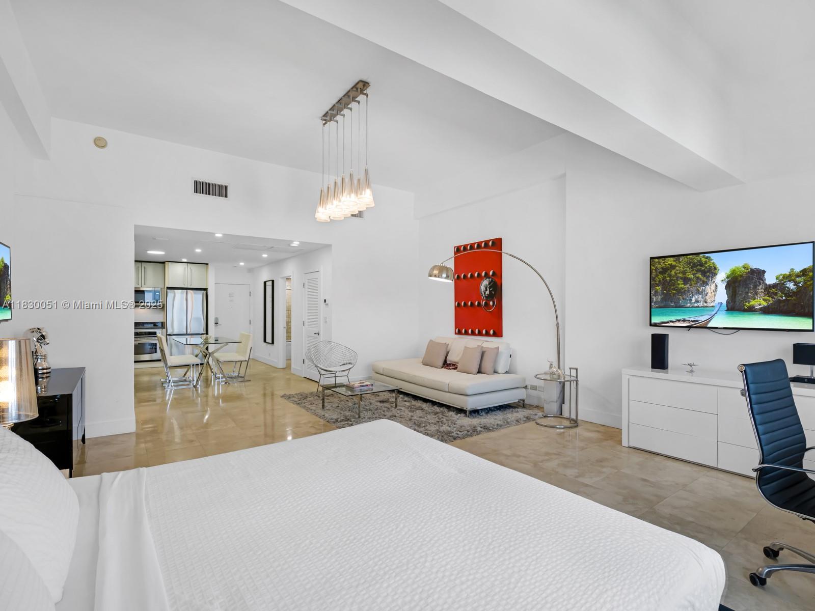 image Roney Palace Condo26