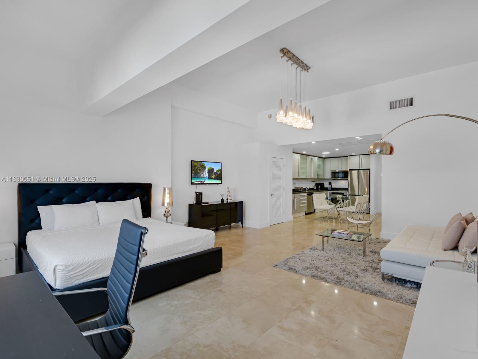 image Roney Palace Condo27