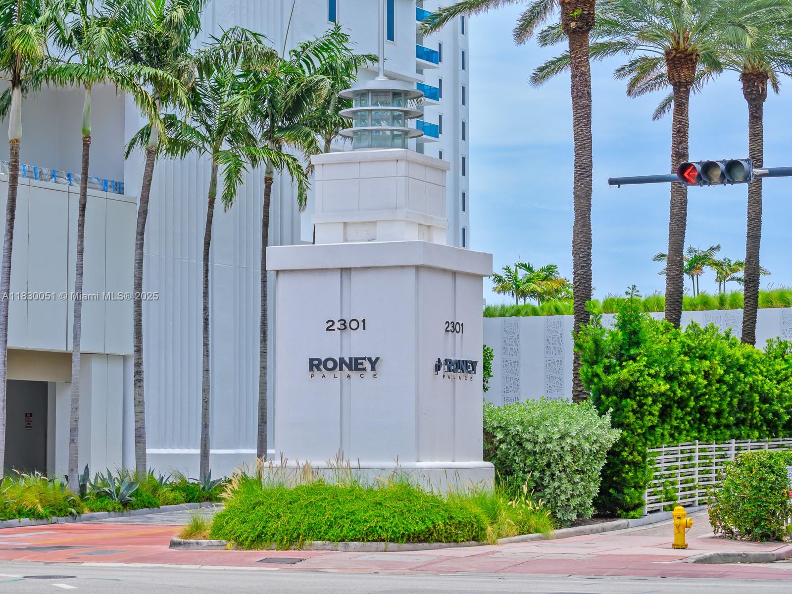 image Roney Palace Condo28