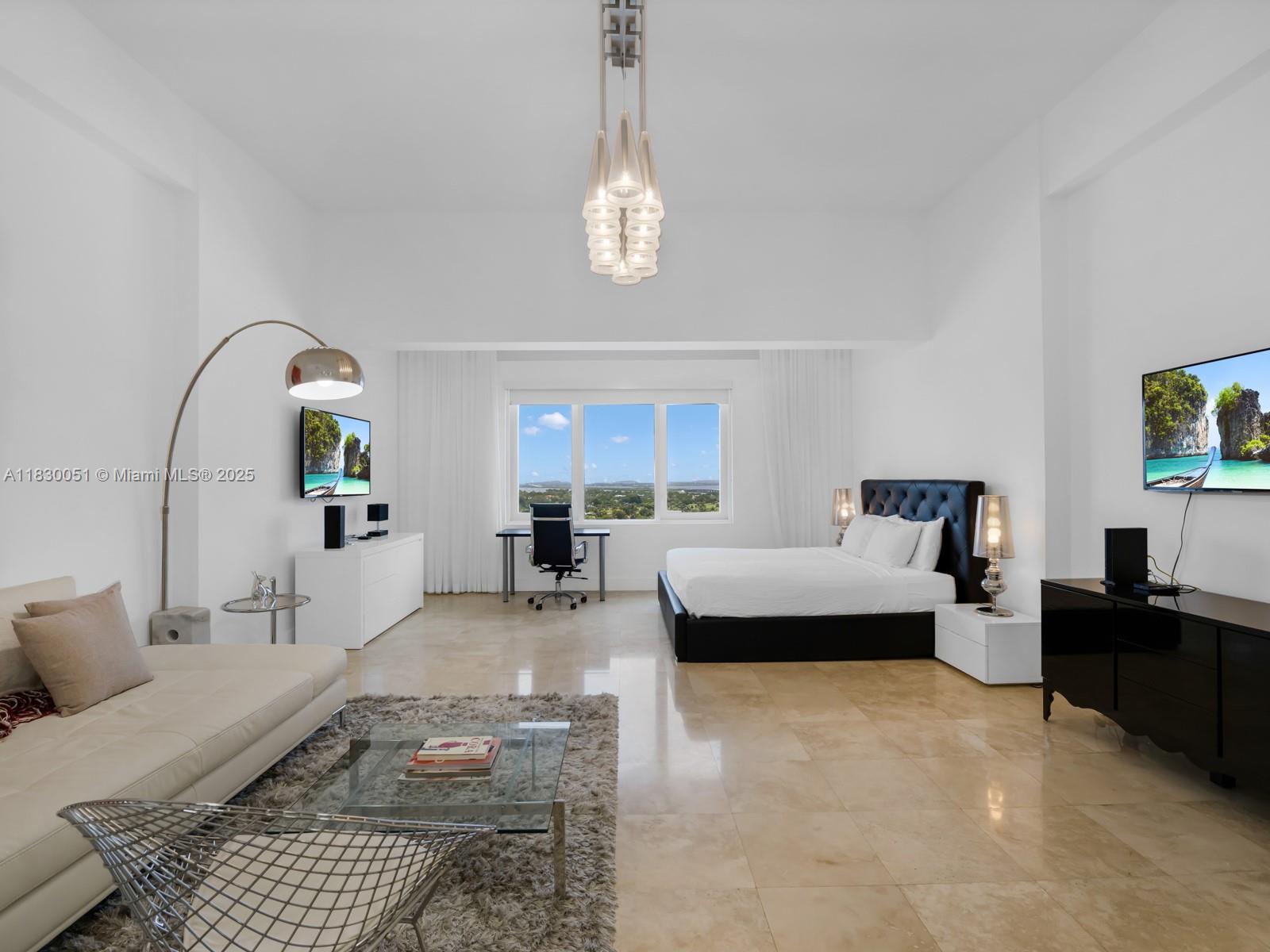 image Roney Palace Condo7