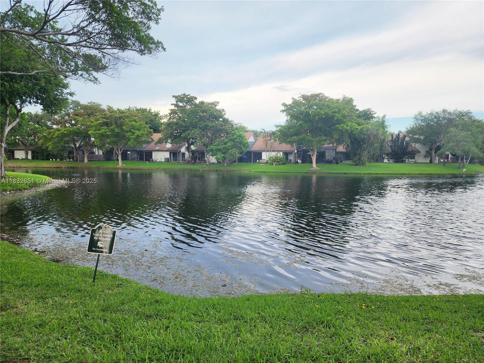 52 Wimbledon Lk Dr #200
