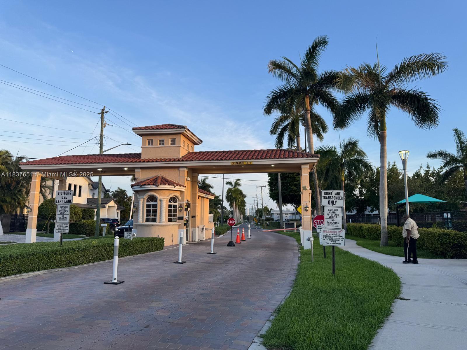 500 Layne Blvd #15