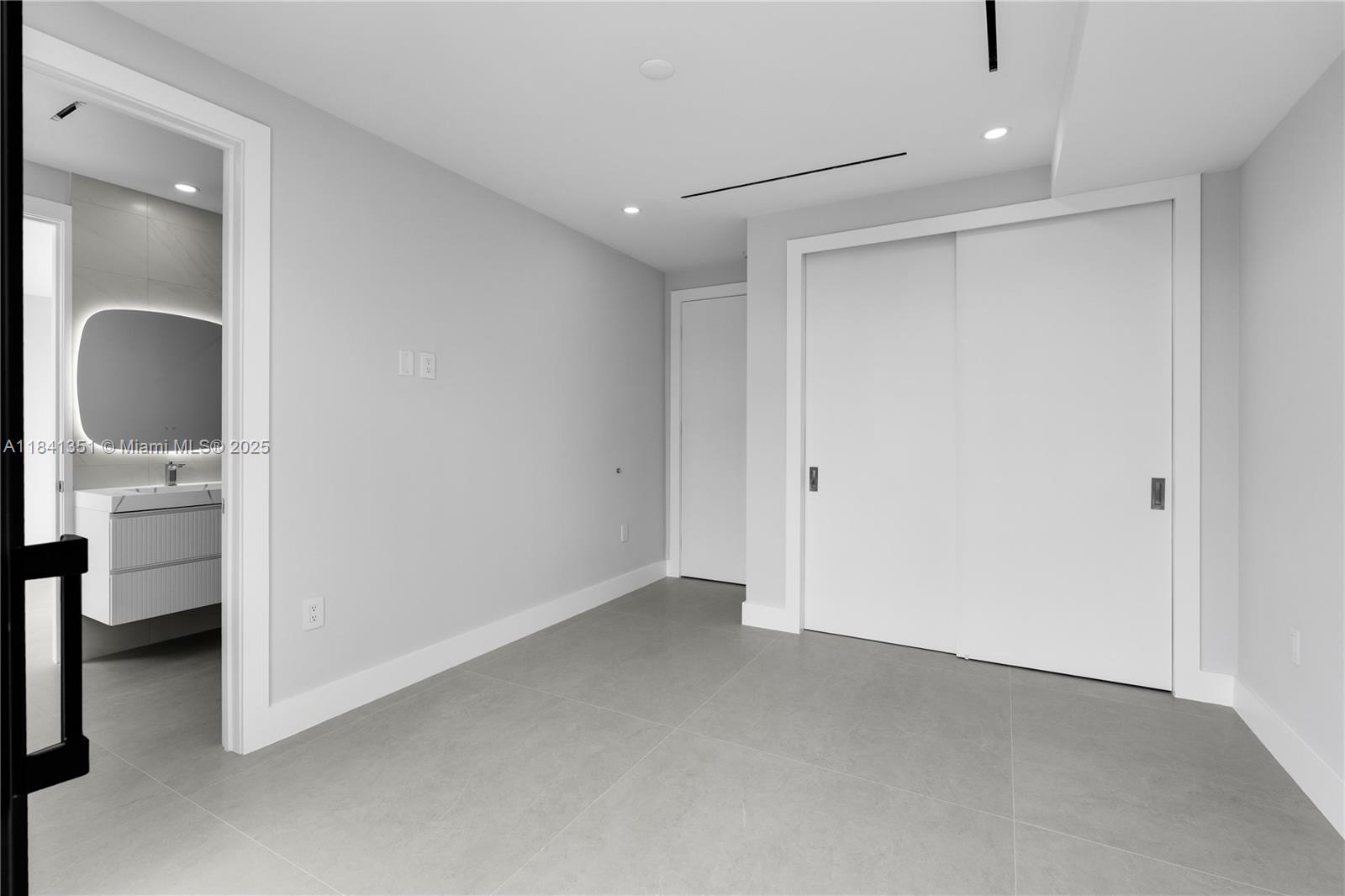 285 Woodcrest Rd Key Biscayne, FL 33149