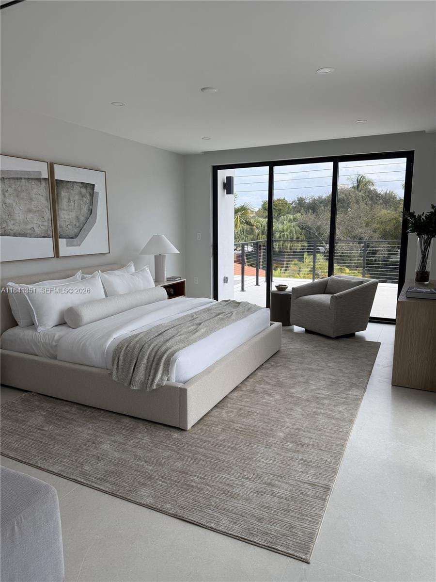 285 Woodcrest Rd Key Biscayne, FL 33149