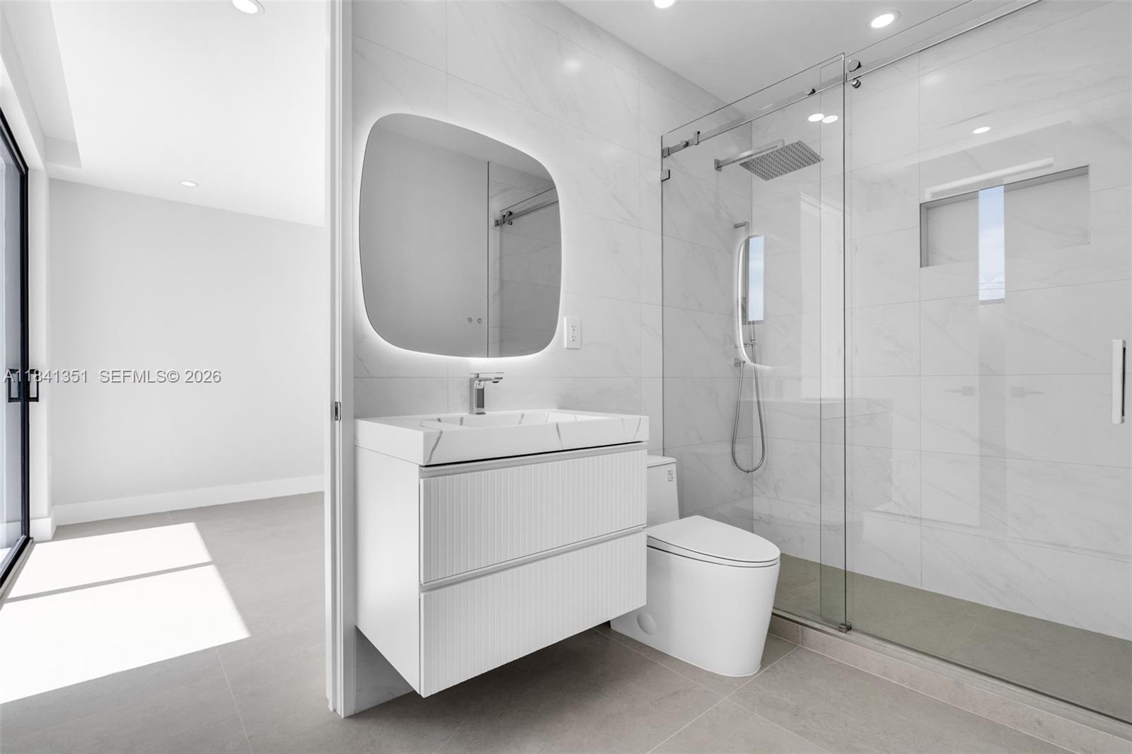 285 Woodcrest Rd Key Biscayne, FL 33149