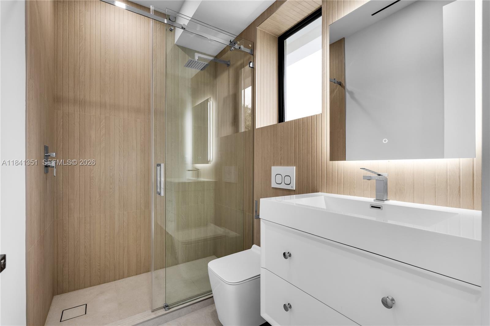 285 Woodcrest Rd Key Biscayne, FL 33149