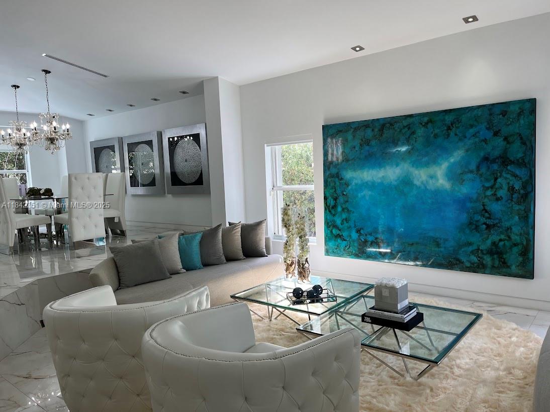 6761 NW 112th Ave Doral, FL 33178