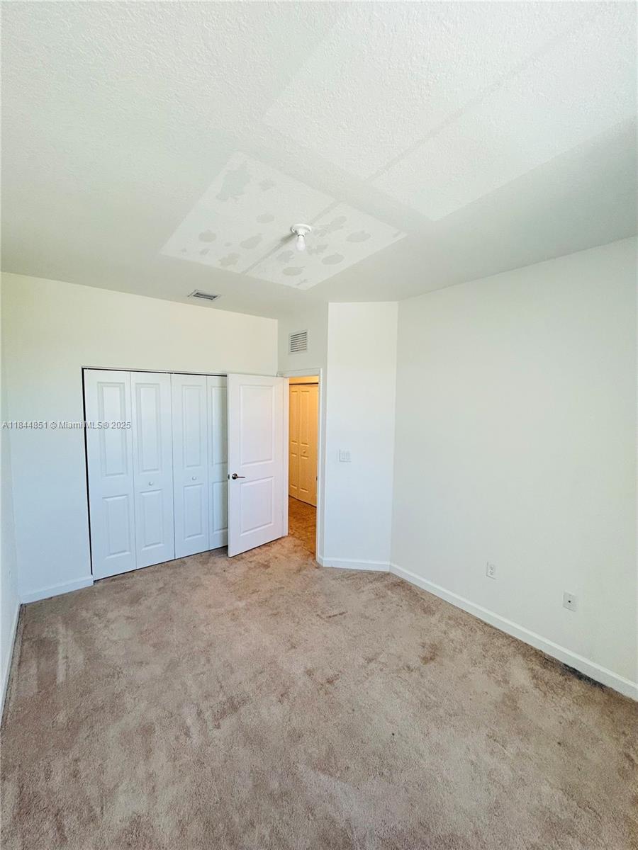 2617 SE 10th St Homestead, FL 33035