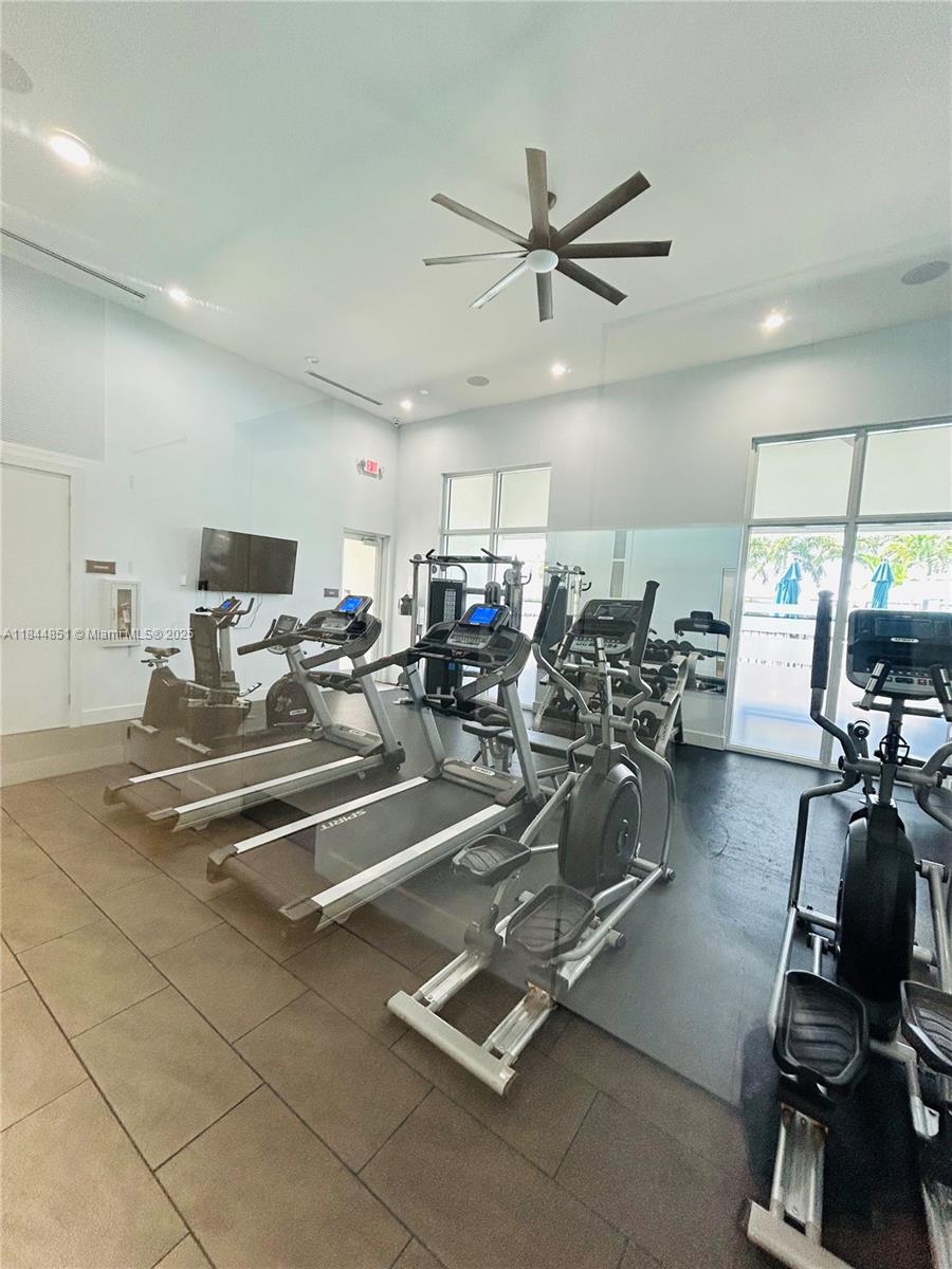 2617 SE 10th St Homestead, FL 33035