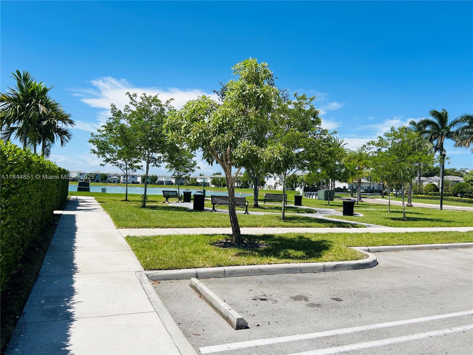 2617 SE 10th St Homestead, FL 33035