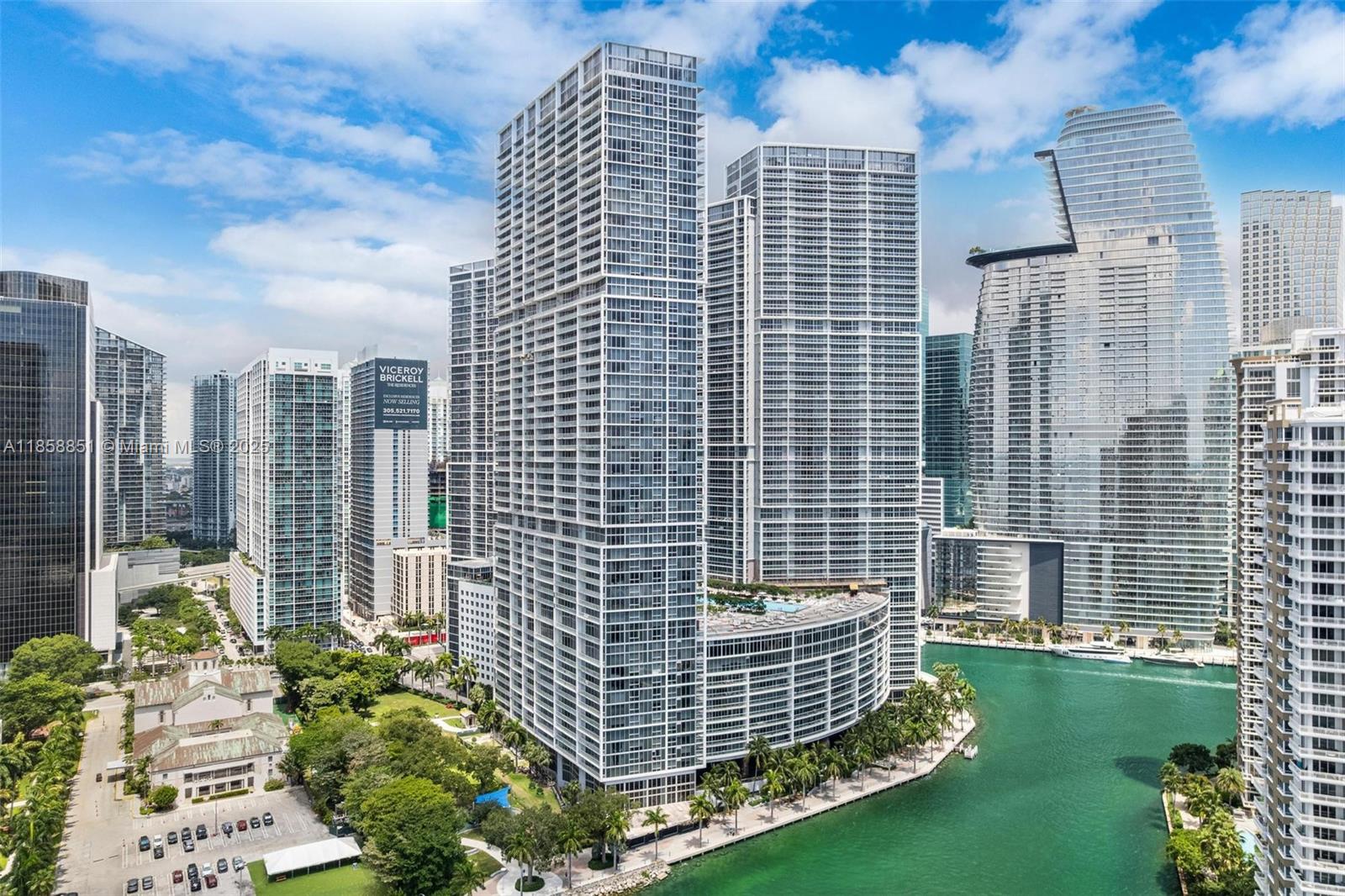 image Icon Brickell No Two20