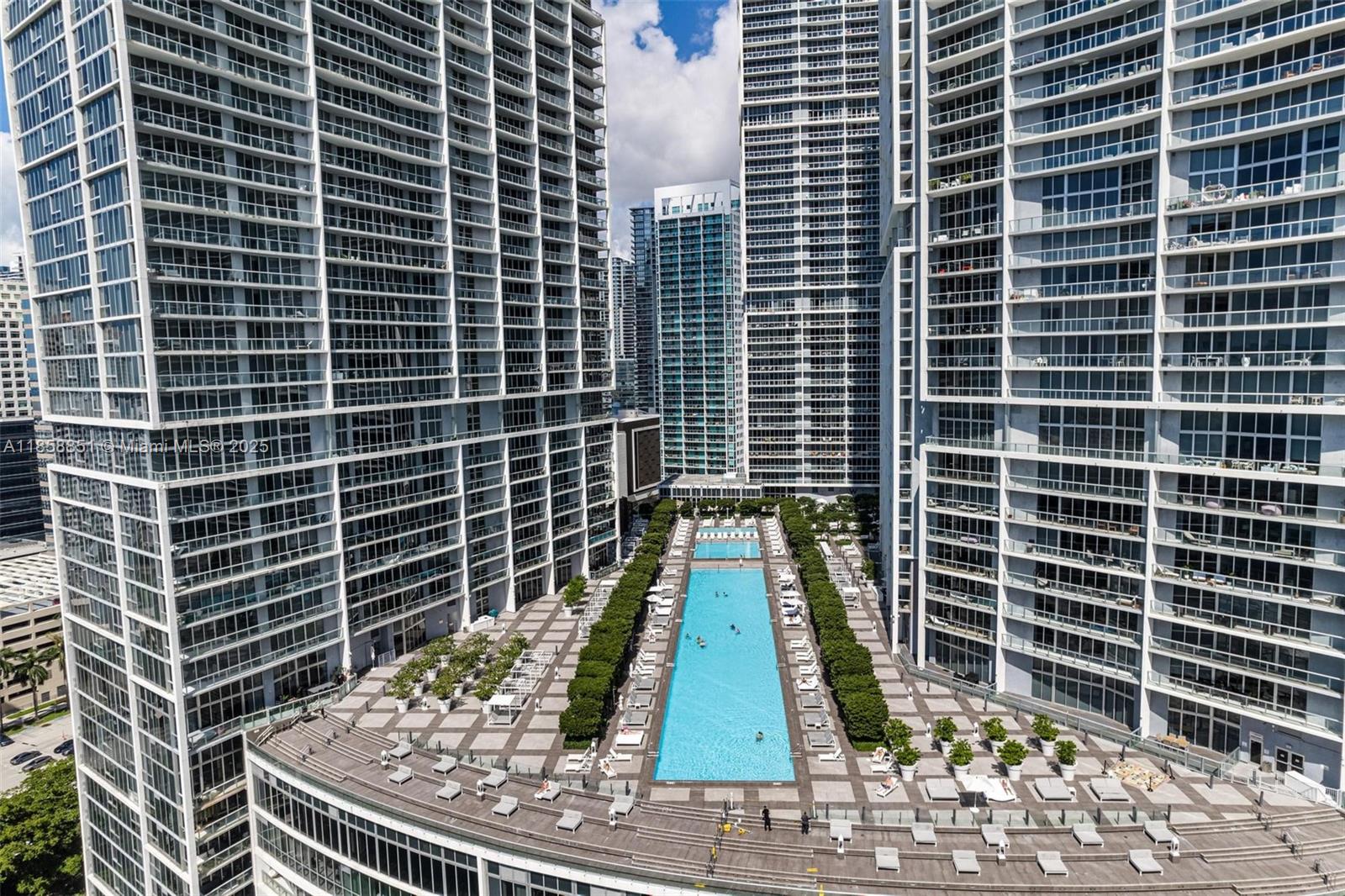 image Icon Brickell No Two26