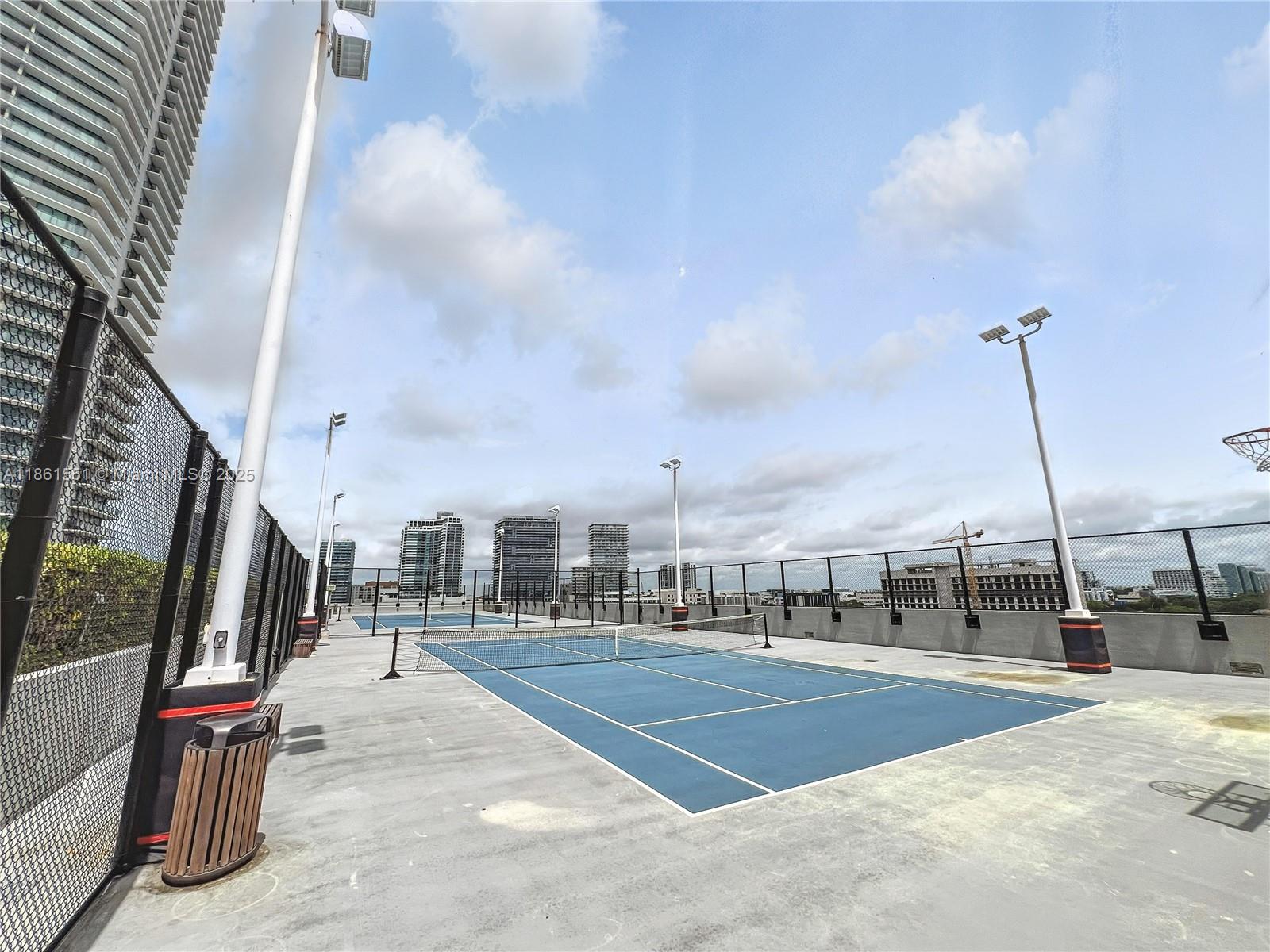 image One Paraiso Condo17