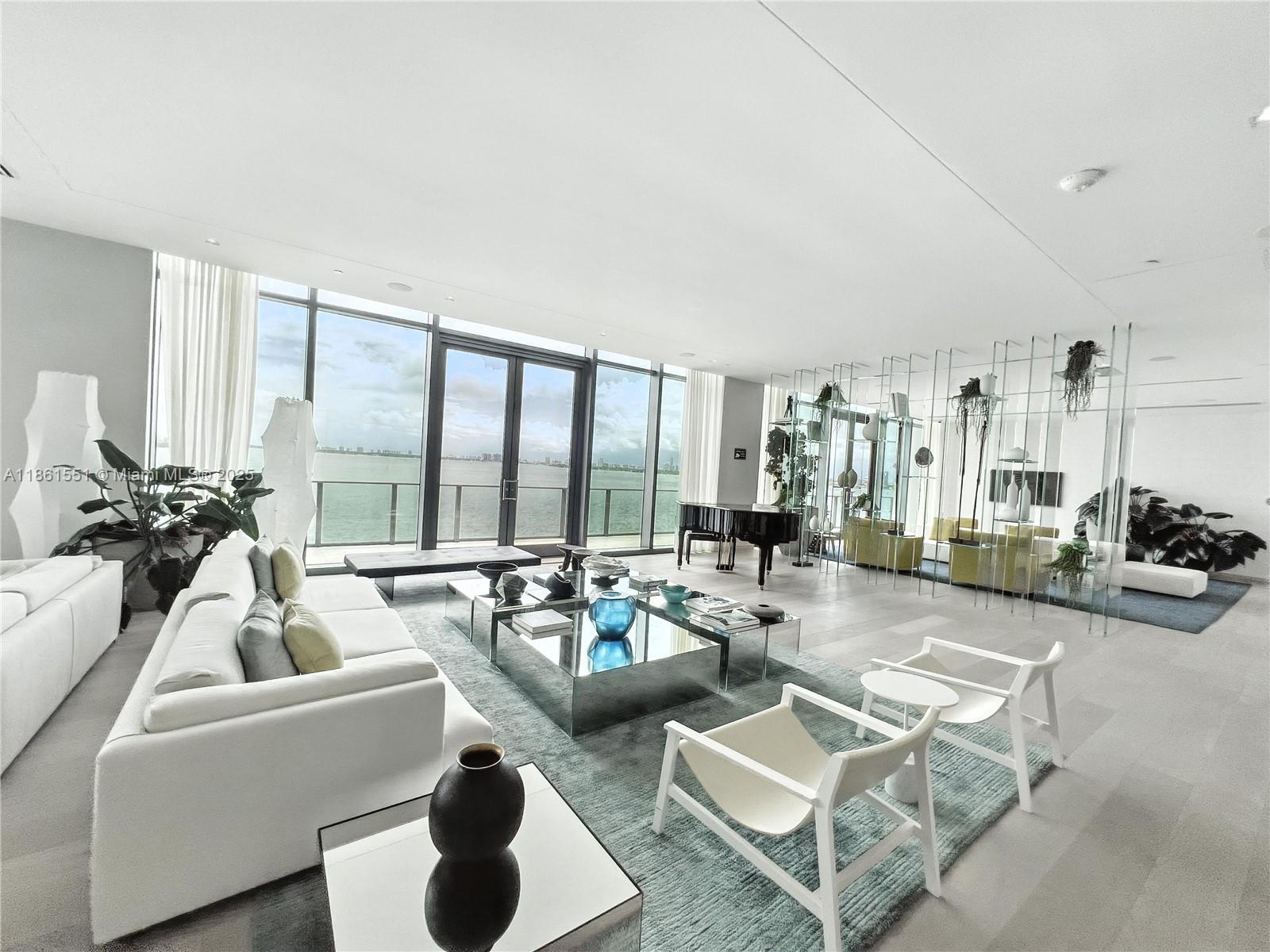 image One Paraiso Condo24