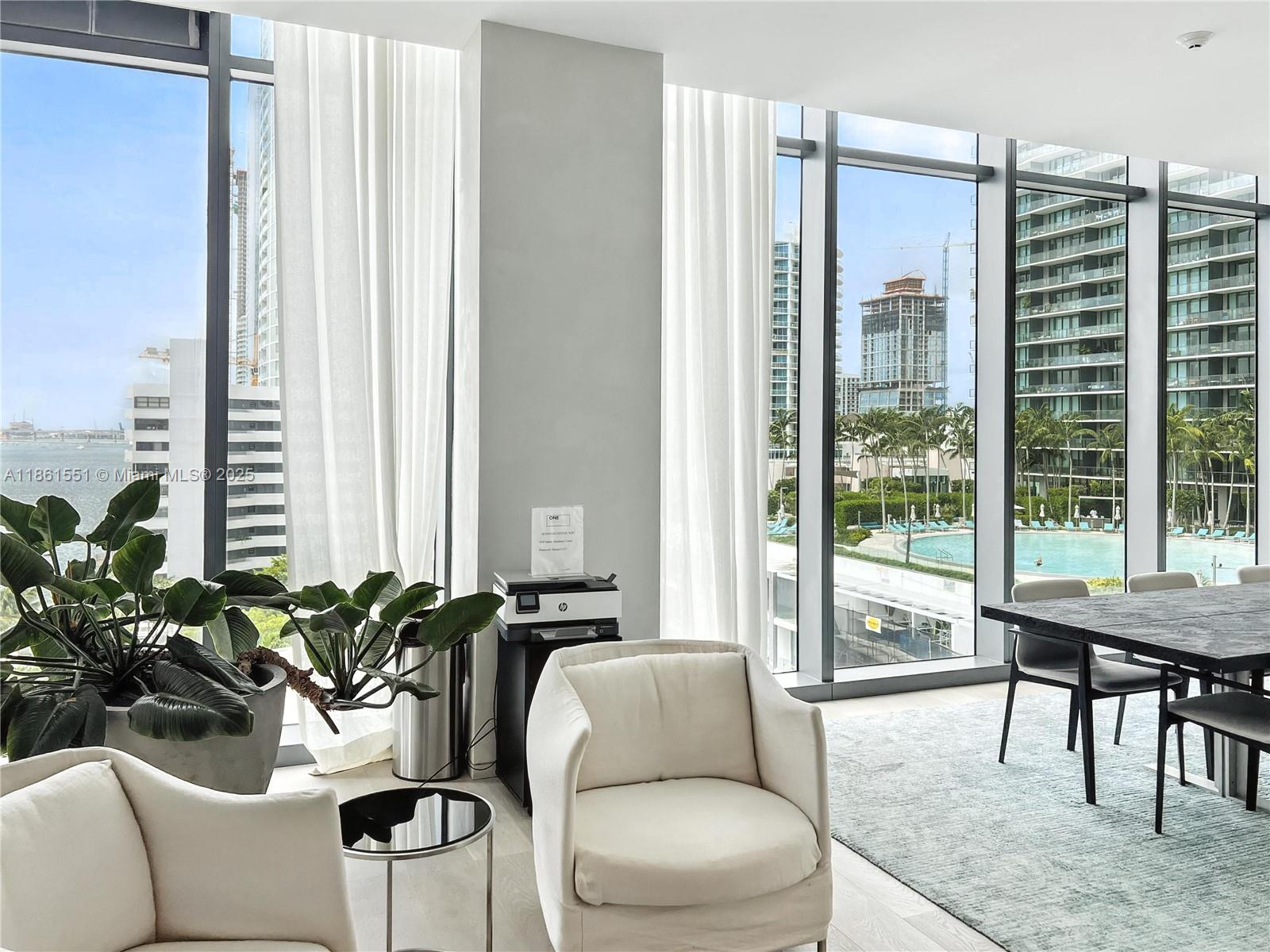 image One Paraiso Condo30