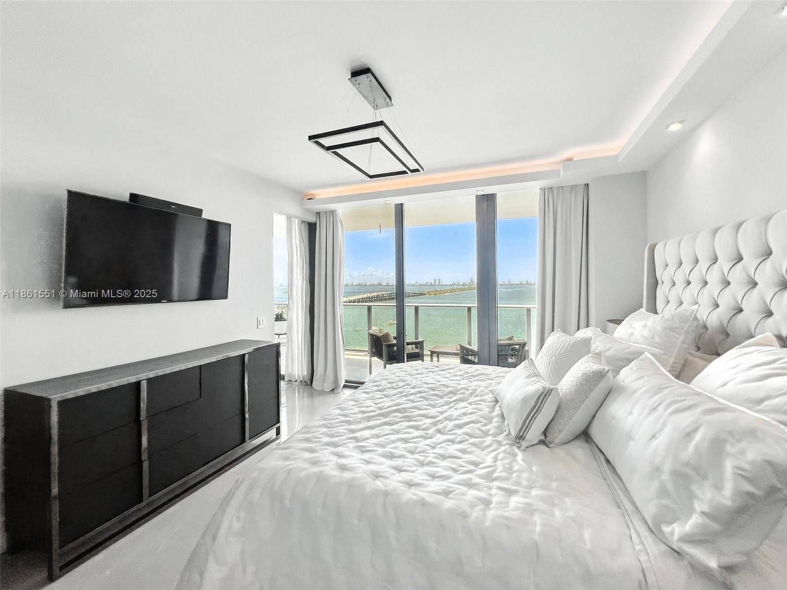 image One Paraiso Condo7