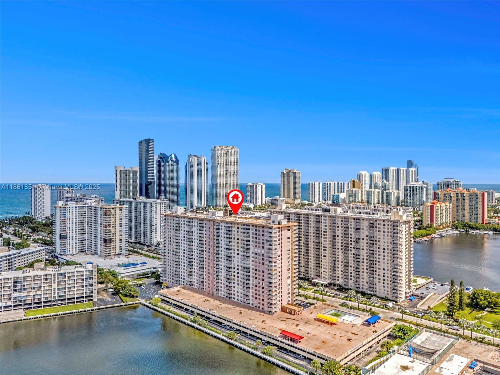 image Winston Towers 200 Condo17
