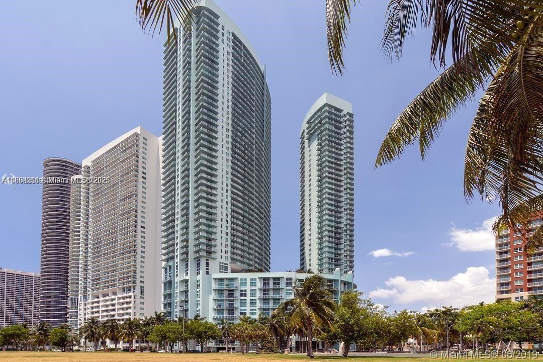 1900 N Bayshore Dr #1006