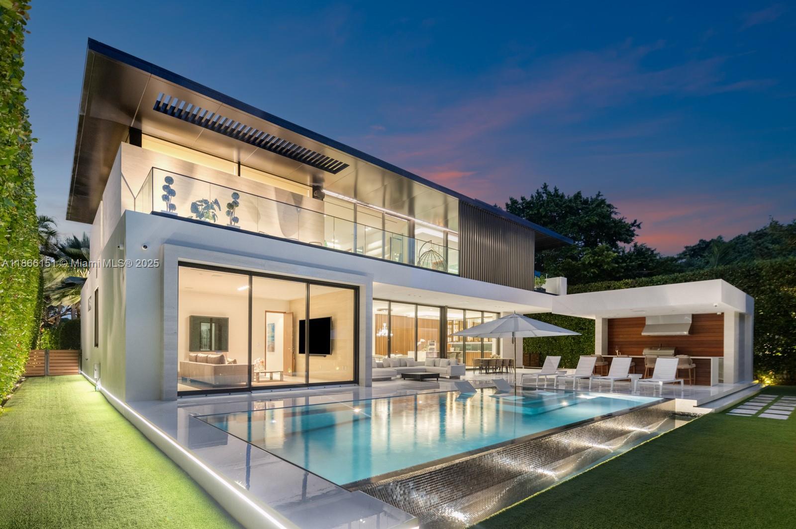 4550 Island Rd Miami, FL 33137