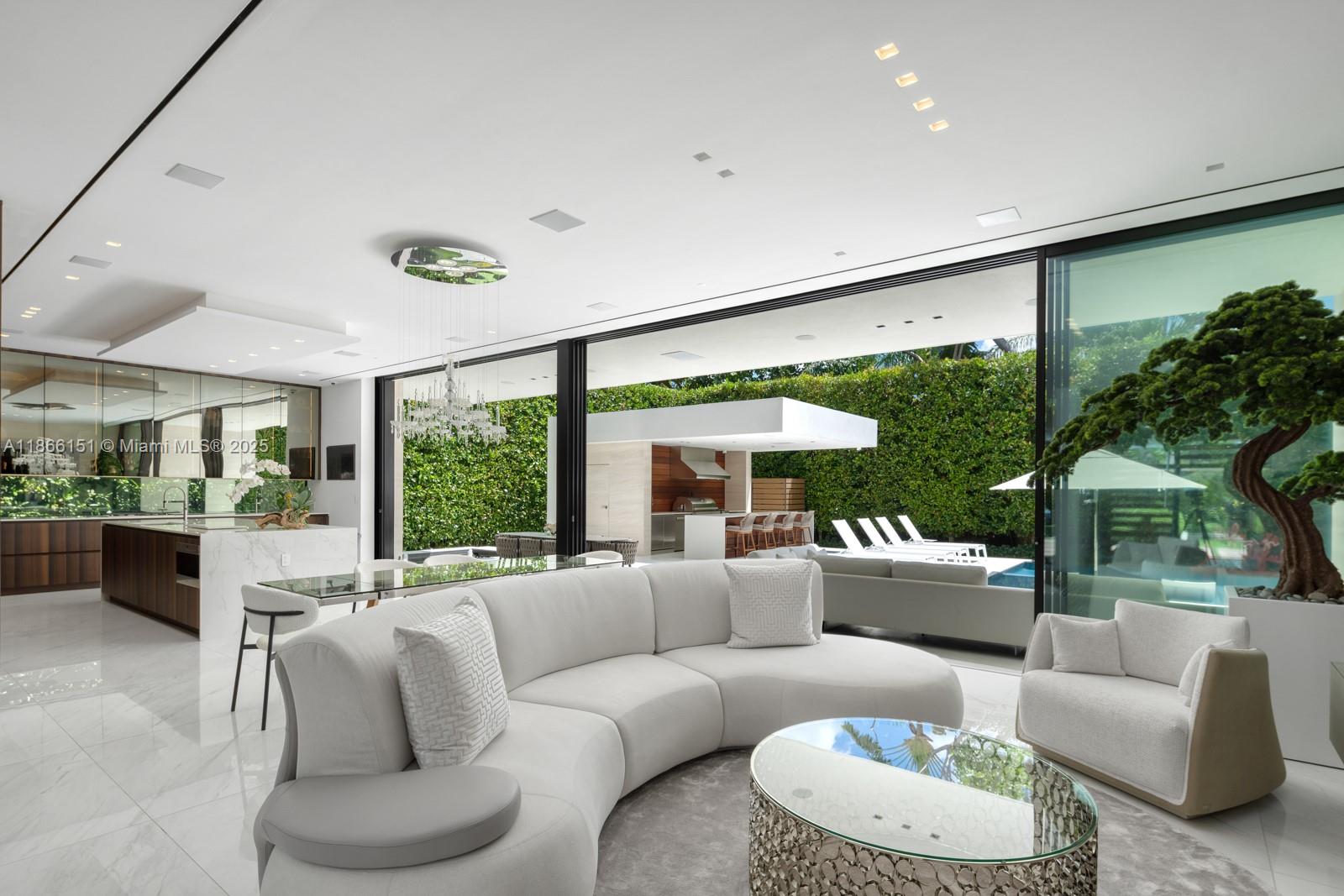 4550 Island Rd Miami, FL 33137