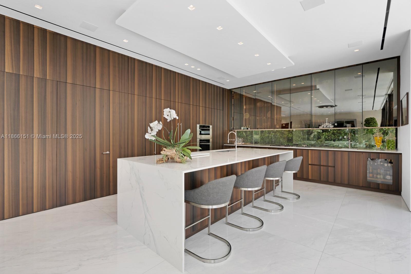 4550 Island Rd Miami, FL 33137