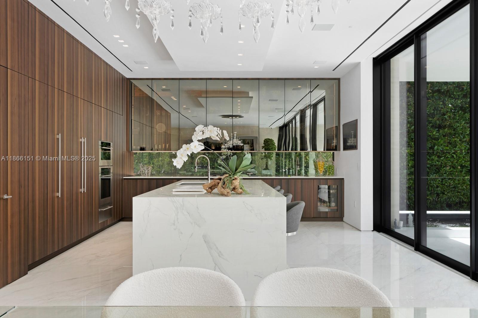 4550 Island Rd Miami, FL 33137