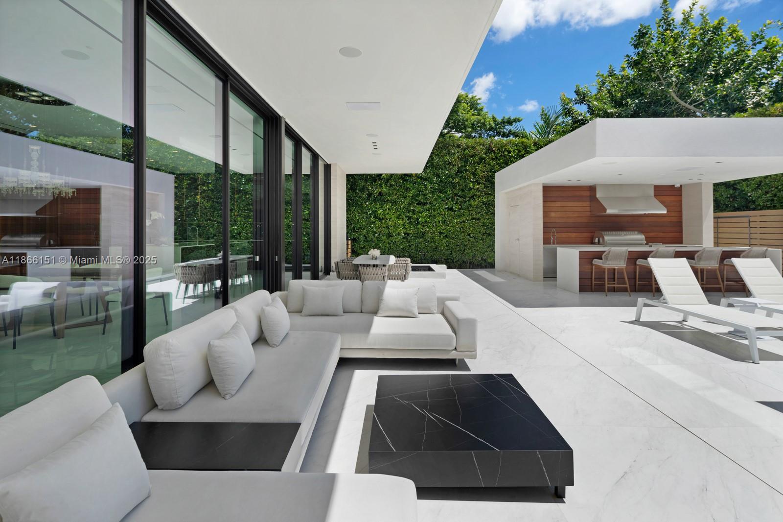 4550 Island Rd Miami, FL 33137