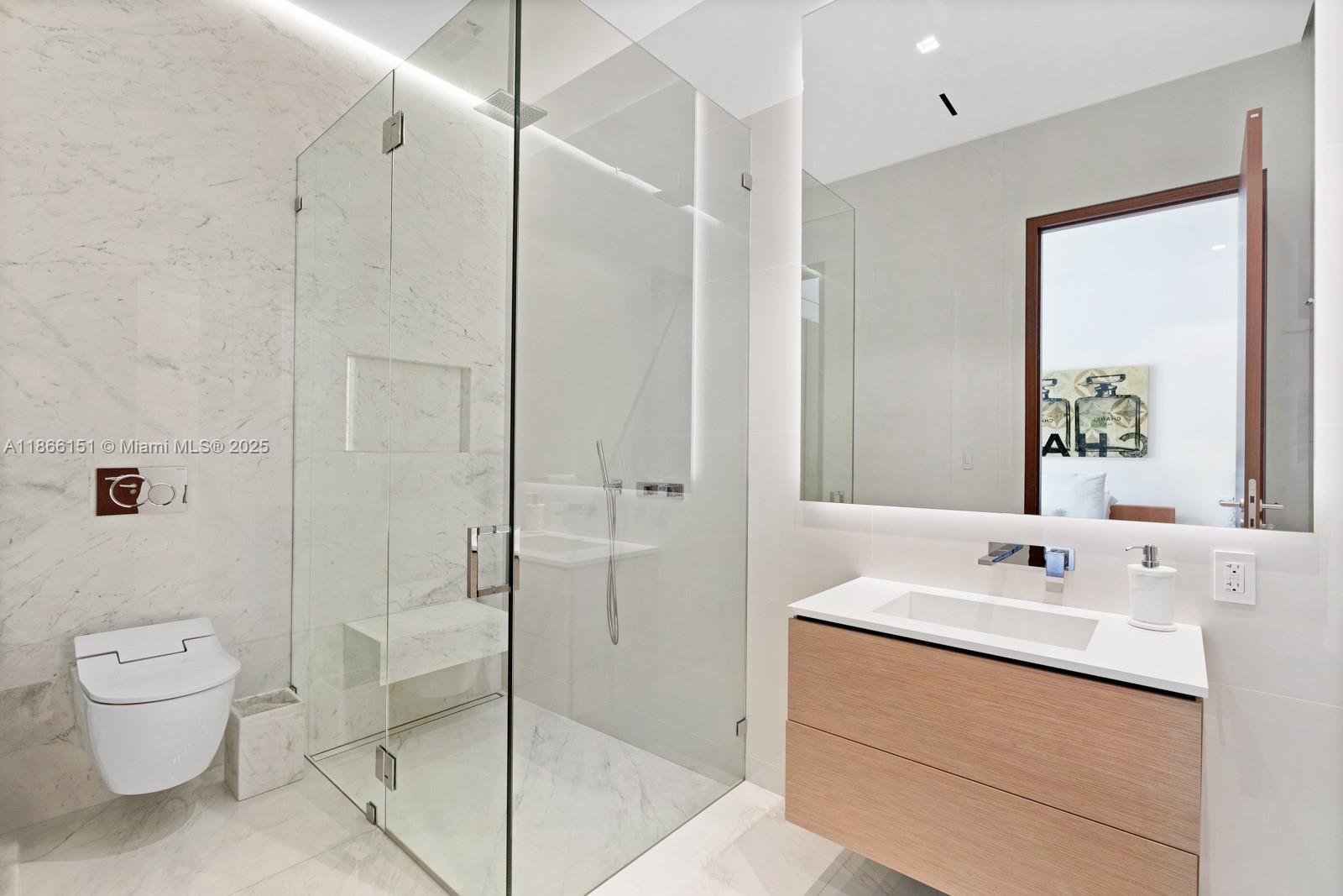 4550 Island Rd Miami, FL 33137