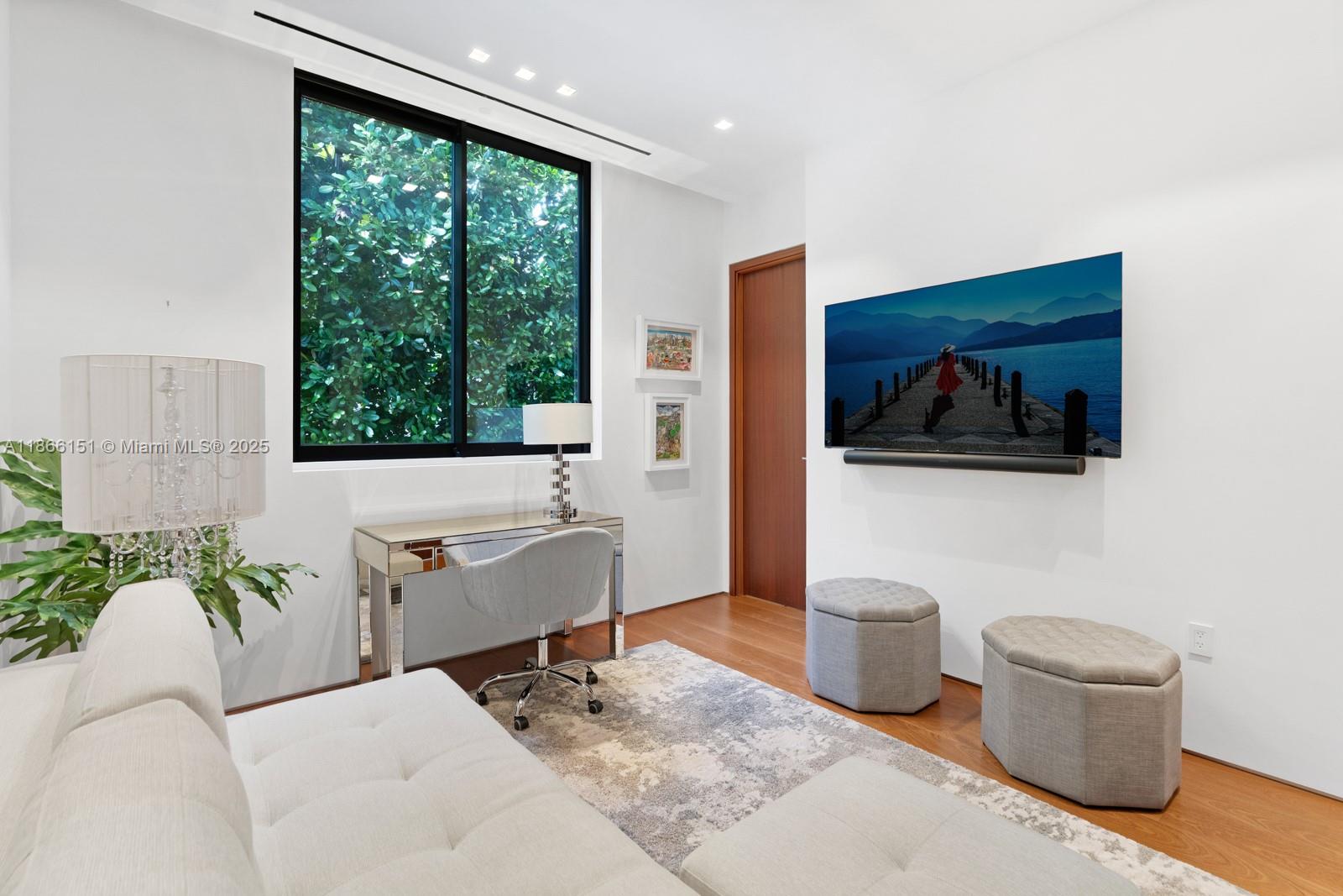 4550 Island Rd Miami, FL 33137