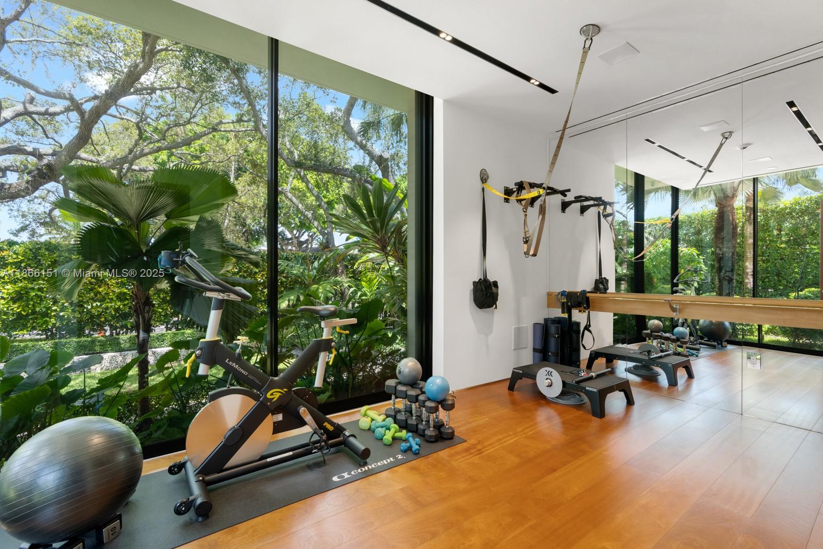 4550 Island Rd Miami, FL 33137