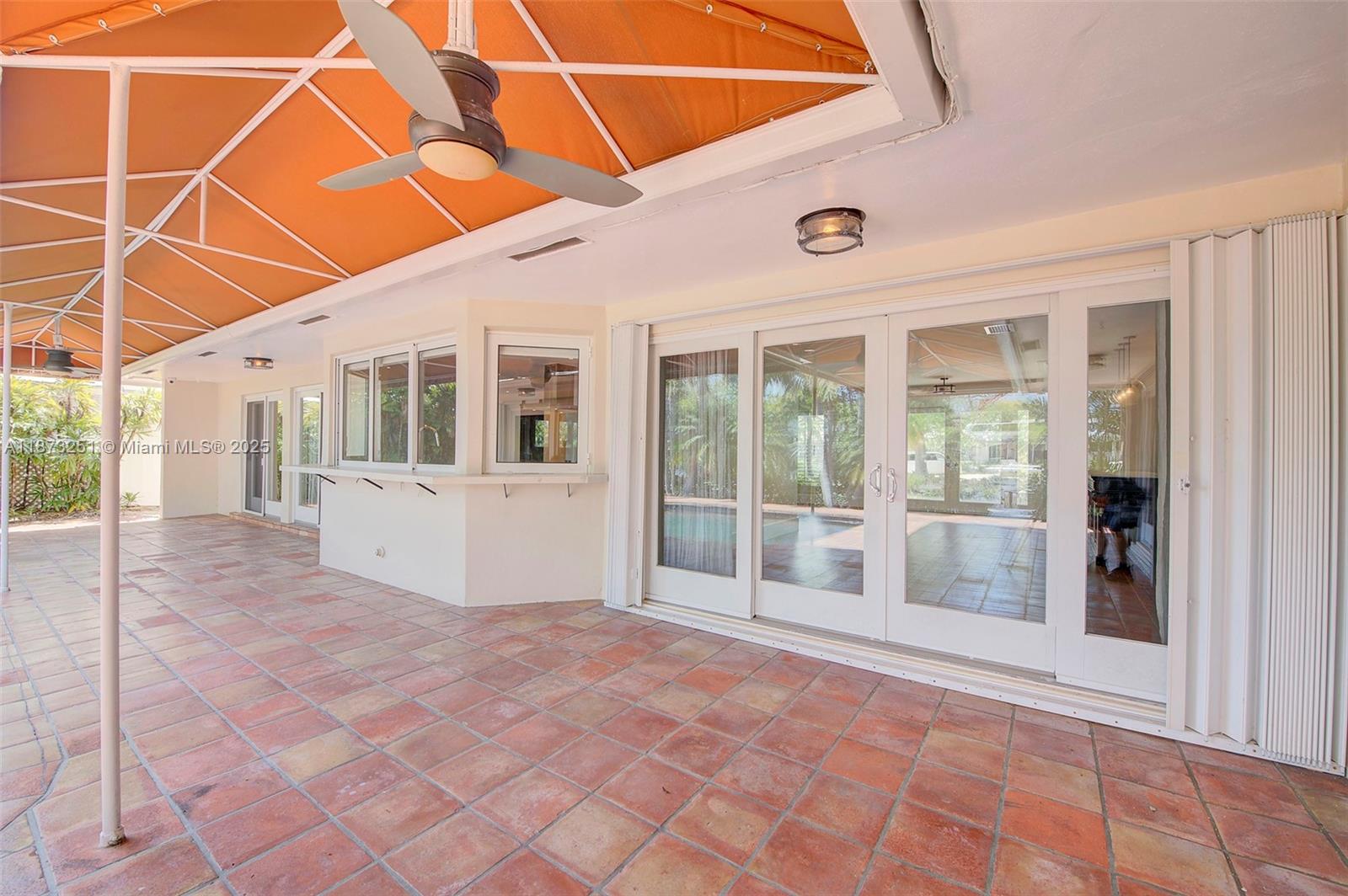 5240 NE 29th Ave Fort Lauderdale, FL 33308