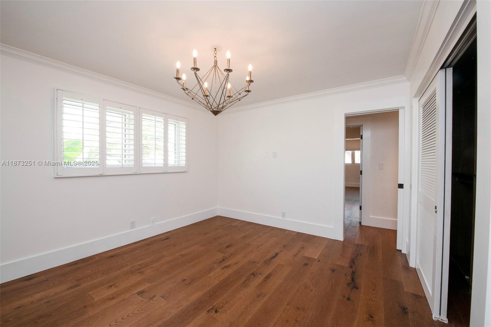 5240 NE 29th Ave Fort Lauderdale, FL 33308