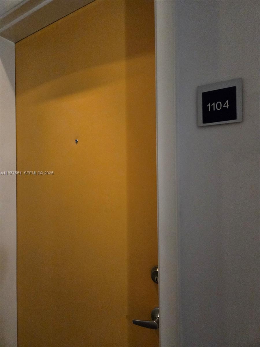 image Loft Downtown I37