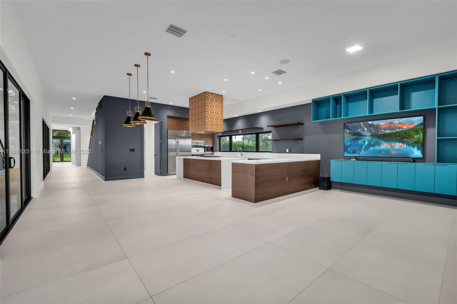 Undisclosed Address Weston, FL 33326