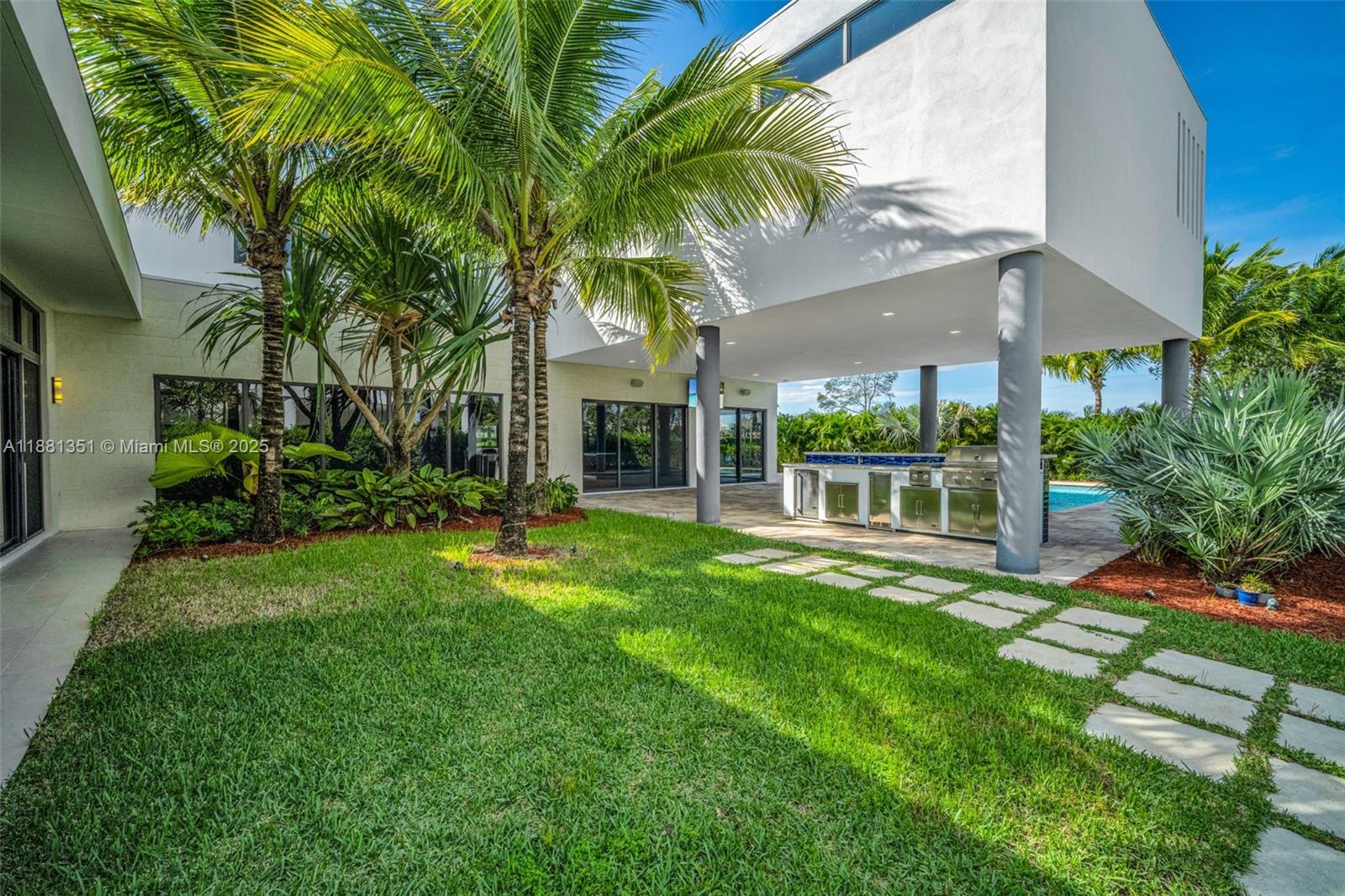 Undisclosed Address Weston, FL 33326