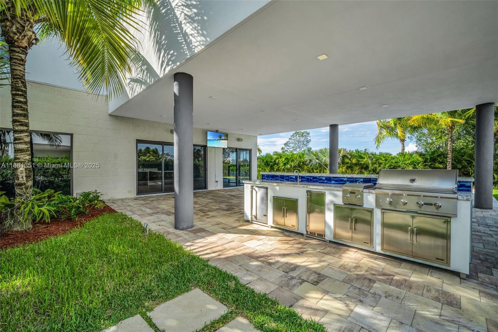 Undisclosed Address Weston, FL 33326