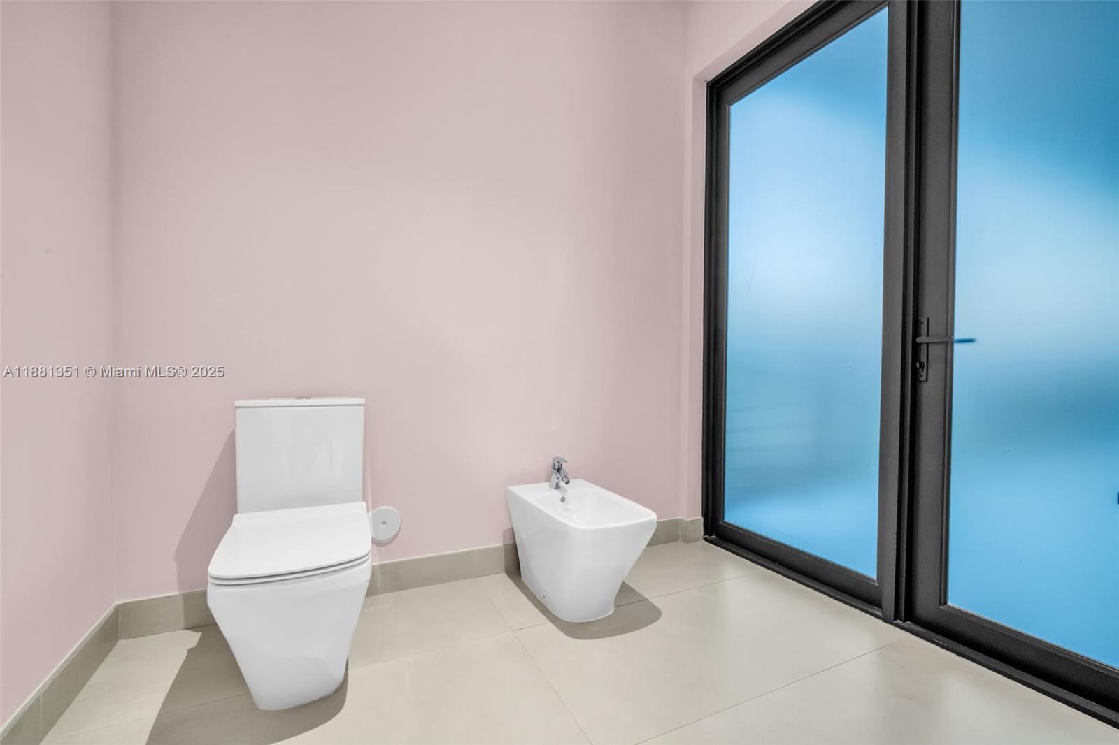 Undisclosed Address Weston, FL 33326